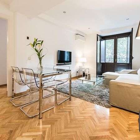 Malasana Boutique Apartment มาดริด ภายนอก รูปภาพ