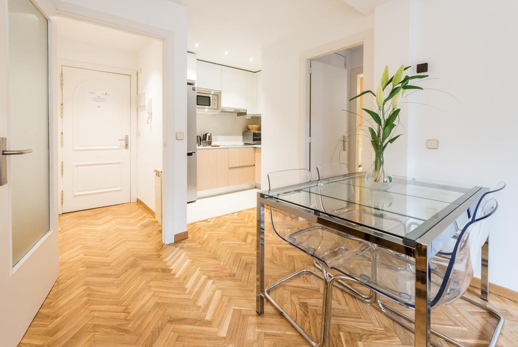 Malasana Boutique Apartment มาดริด ภายนอก รูปภาพ