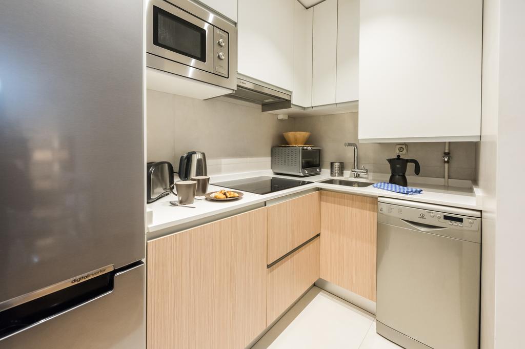 Malasana Boutique Apartment มาดริด ภายนอก รูปภาพ